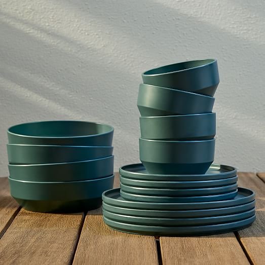 modern-melamine-outdoor-dinnerware-set-of-16-c